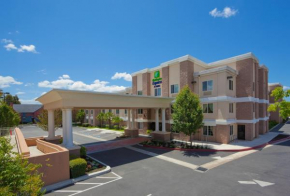  Holiday Inn Express Hotel & Suites Livermore, an IHG Hotel  Ливермор